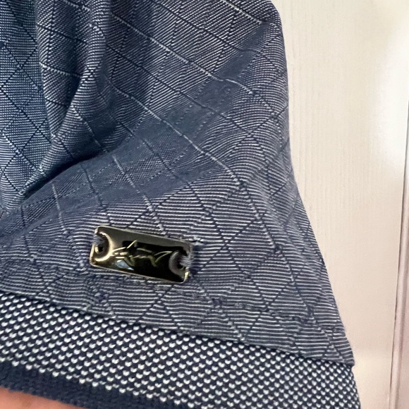 3 for $20 Bundle any 3 items priced $15 and under and get them for $20🛍️🛍️🛍️ - Picture 4 of 8